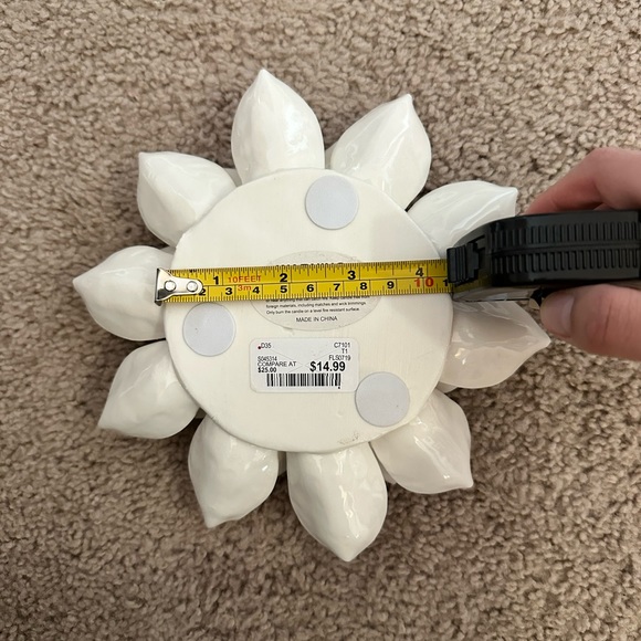 Flower Decor - Picture 4 of 5